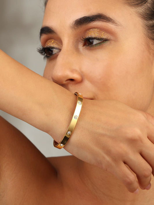 StoneStuddedBracelet2.jpg Stone Studded Bracelet